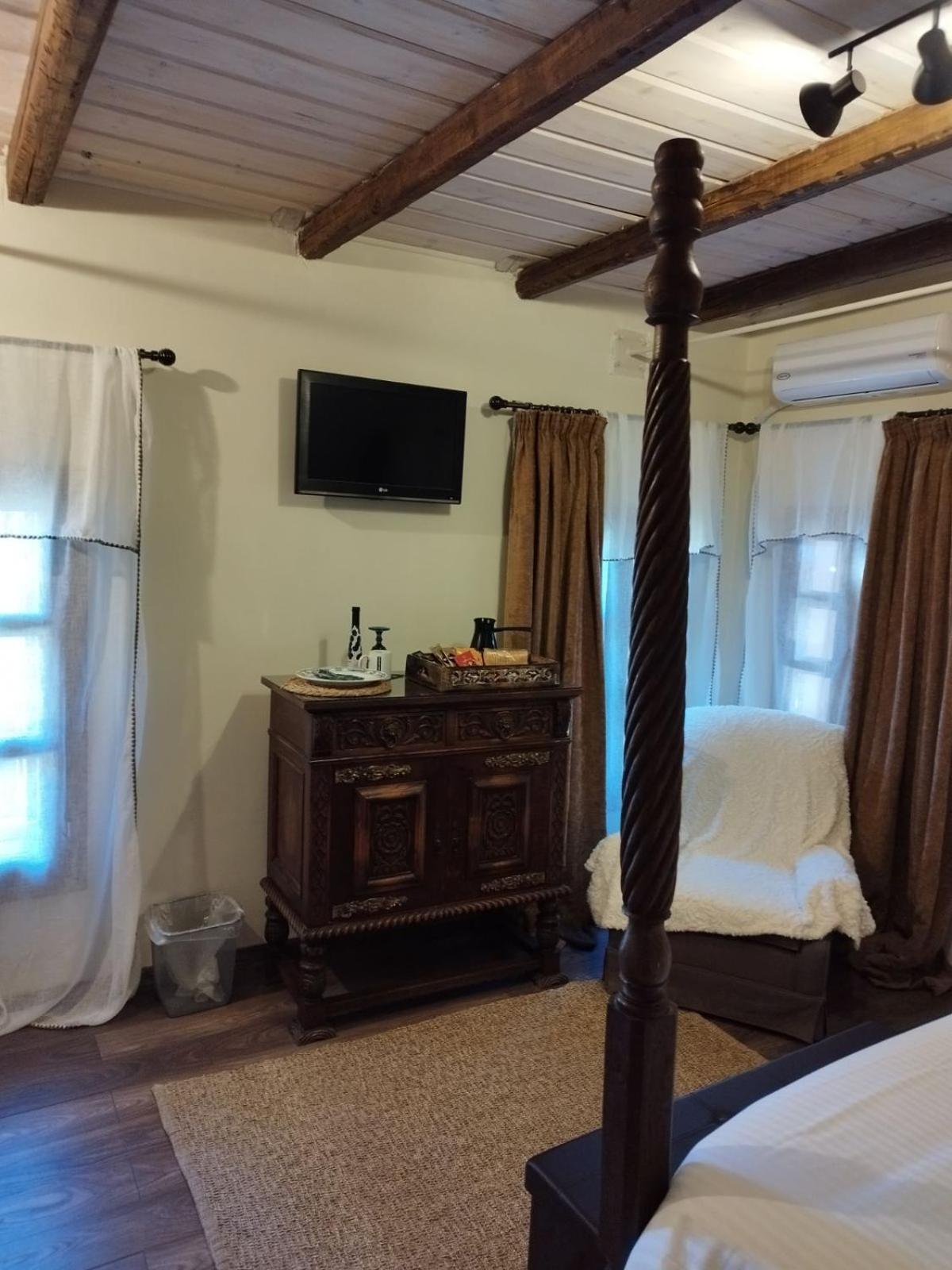 Theopetra Home Zimmer foto